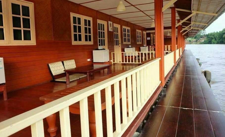 Baanpufa Resort Sai Yok Luaran gambar
