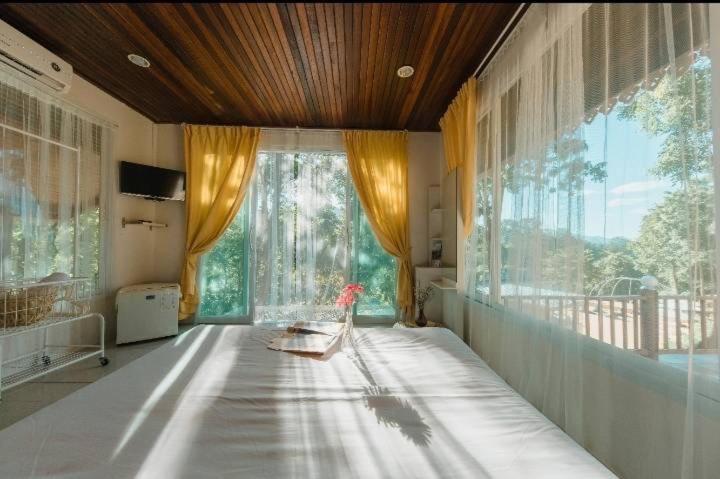 Baanpufa Resort Sai Yok Luaran gambar
